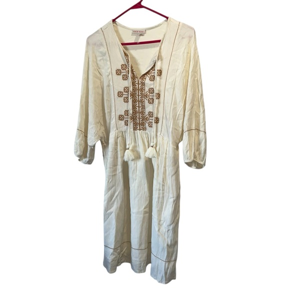 Knox Rose Dresses & Skirts - ✨ Knox Rose Boho Chic Dress | Perfect for Layering with Distressed Jeans ✨